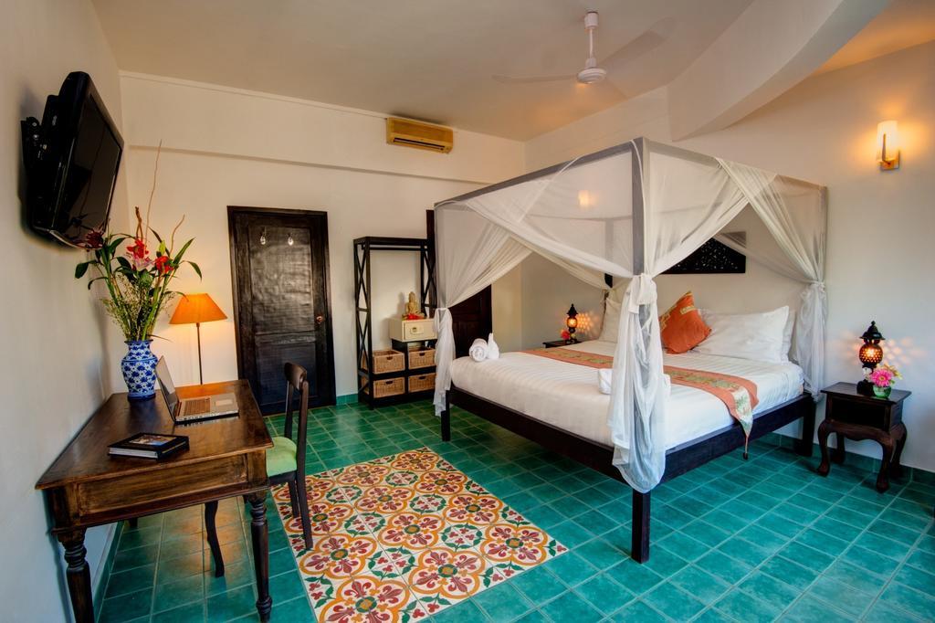The Willow Boutique Hotel Phnom Penh Extérieur photo