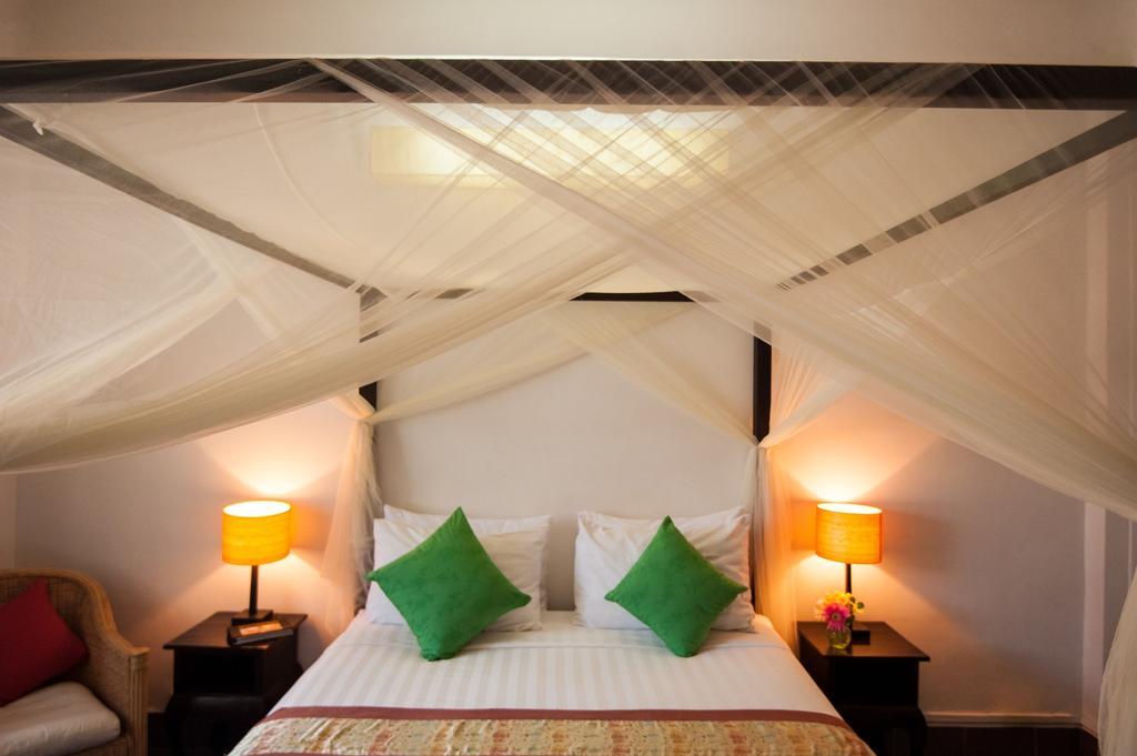 The Willow Boutique Hotel Phnom Penh Extérieur photo