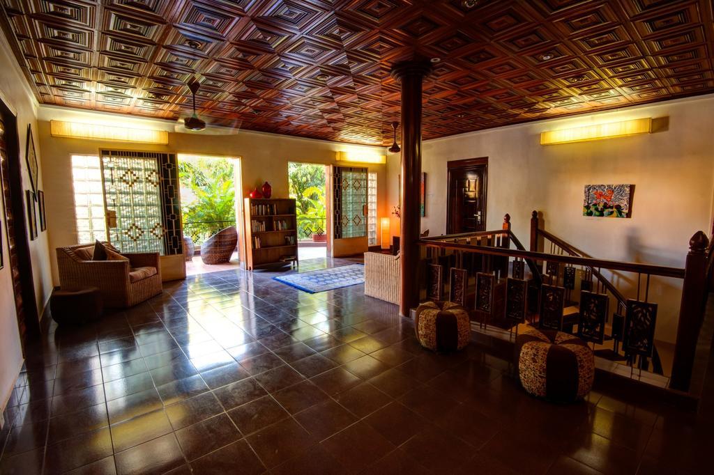 The Willow Boutique Hotel Phnom Penh Extérieur photo