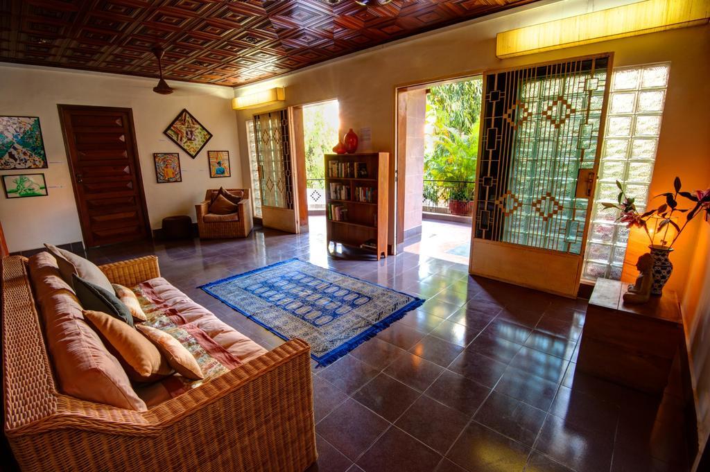 The Willow Boutique Hotel Phnom Penh Extérieur photo