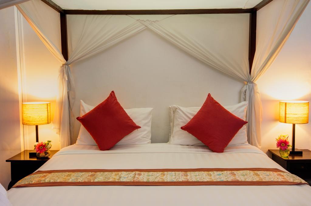 The Willow Boutique Hotel Phnom Penh Extérieur photo