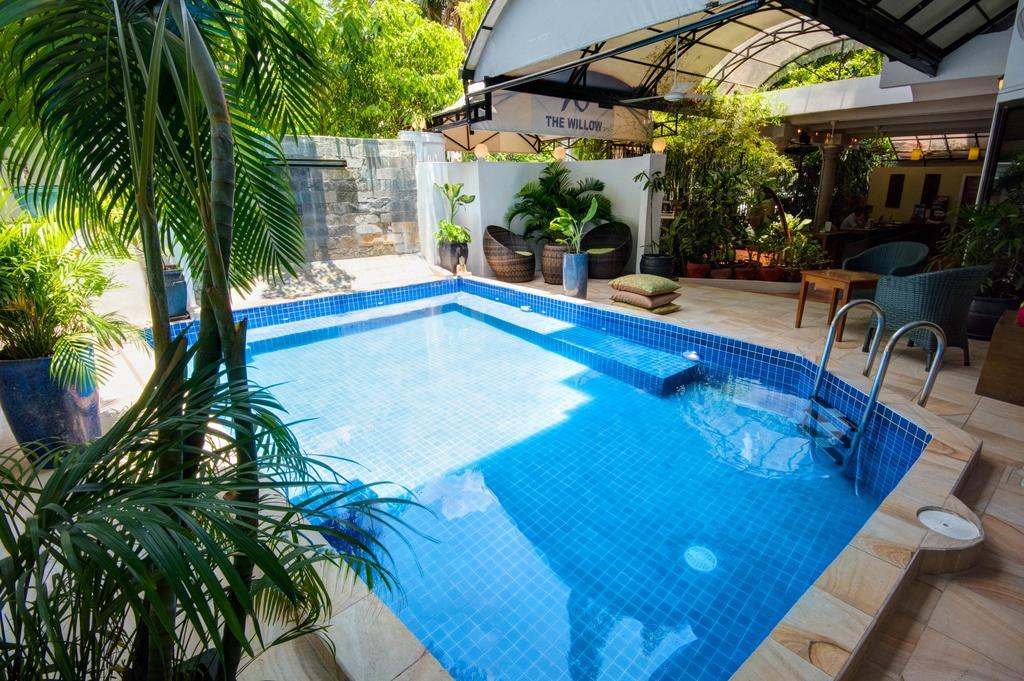 The Willow Boutique Hotel Phnom Penh Extérieur photo