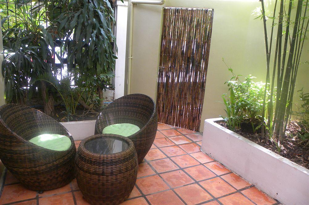 The Willow Boutique Hotel Phnom Penh Extérieur photo