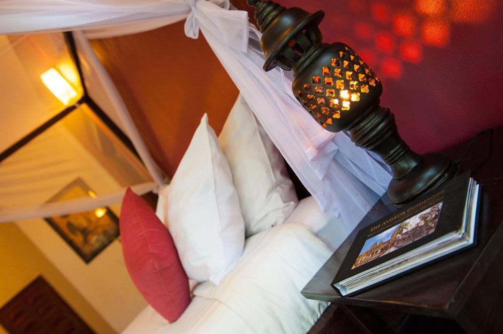 The Willow Boutique Hotel Phnom Penh Extérieur photo